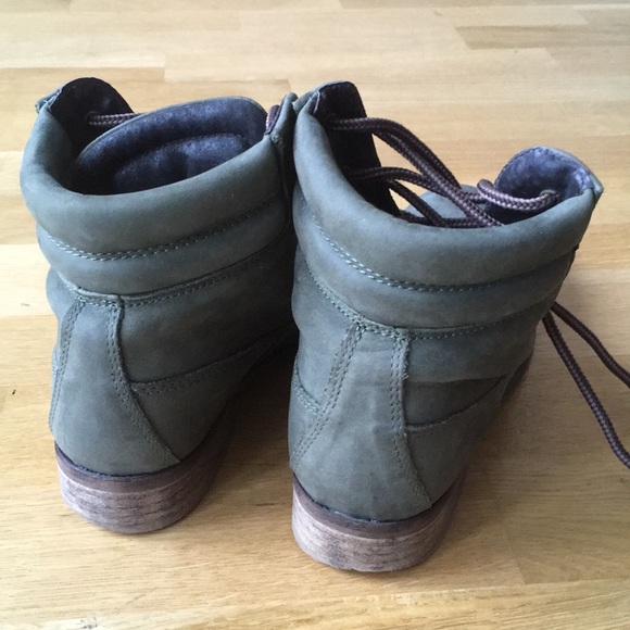 Steve Madden green lace-up ankle boots - Picture 3 of 4